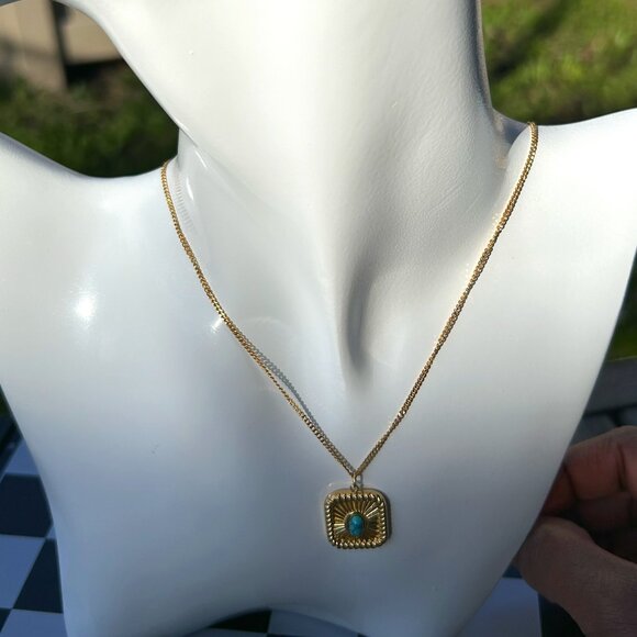 Turquoise square pendant necklace, 18K gold plated, stainless steel - Picture 3 of 4